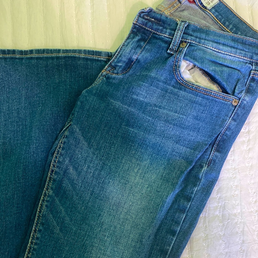 Hollister Cali Flare Socal Stretch Jeans Size 3L W26 x L 35